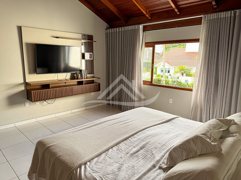 Casa 3 Dorms. Lazer Conforto Jurere Florianópolis