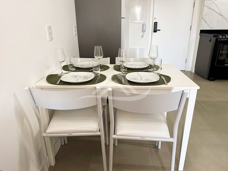 Jurere Premier 250m da Praia 2 Suítes