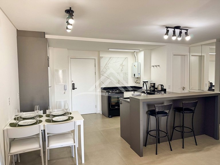 Jurere Premier 250m da Praia 2 Suítes