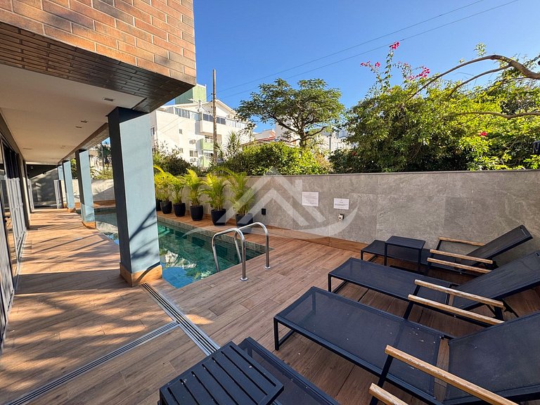 Jurere Premier 250m da Praia 2 Suítes