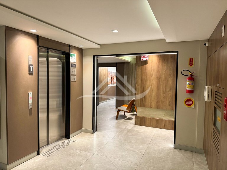 Jurere Premier 250m da Praia 2 Suítes