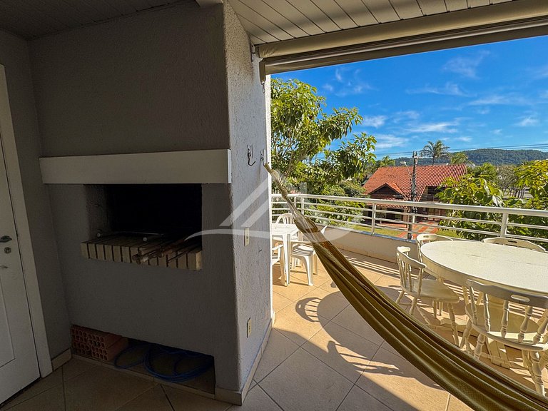 3 bedrooms and a large balcony in Jurerê Internacional