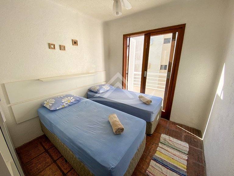 3 bedrooms and a large balcony in Jurerê Internacional