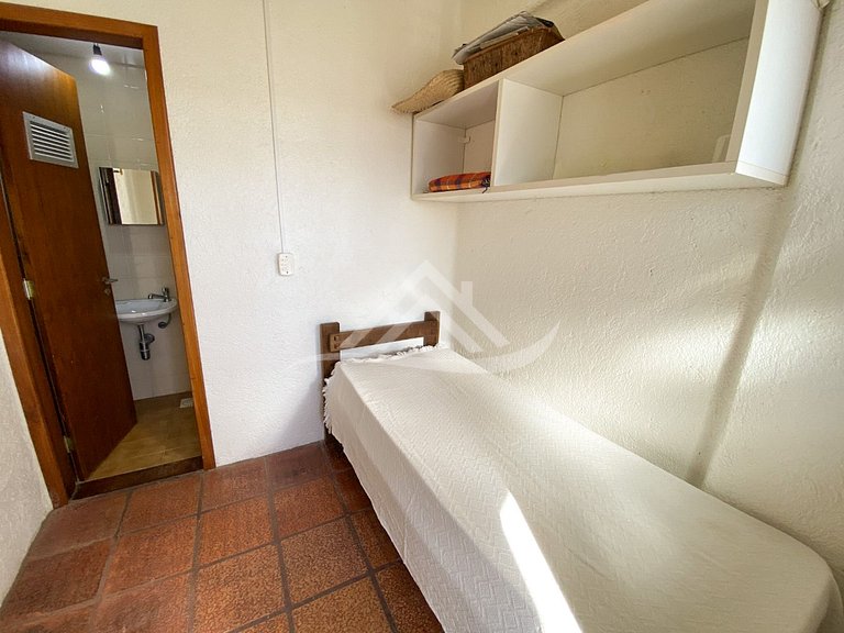 3 bedrooms and a large balcony in Jurerê Internacional