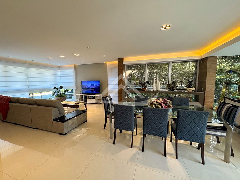 4 Suítes Condomínio Fechado Praia da Cachoeira