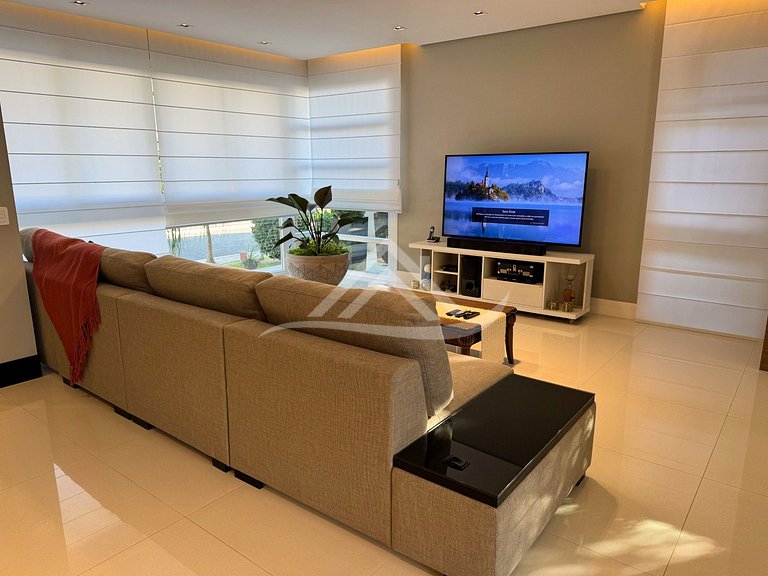 4 Suítes Condomínio Fechado Praia da Cachoeira