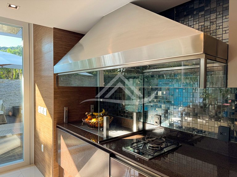 4 Suítes Condomínio Fechado Praia da Cachoeira