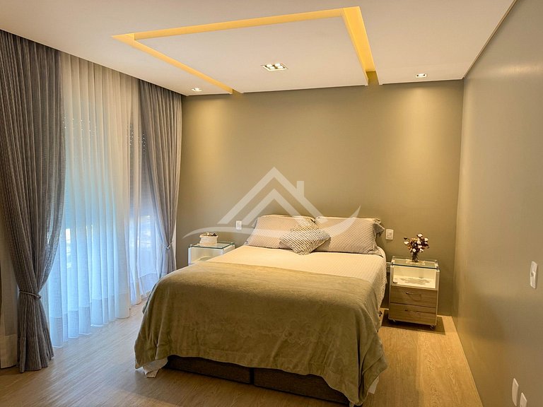 4 Suítes Condomínio Fechado Praia da Cachoeira