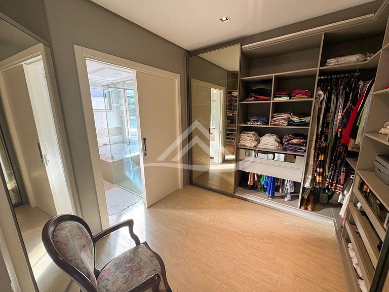 4 Suítes Condomínio Fechado Praia da Cachoeira