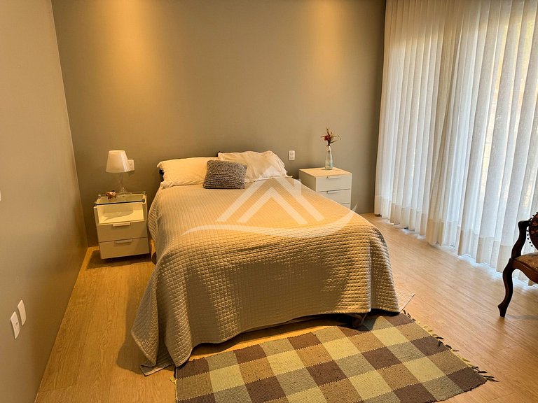 4 Suítes Condomínio Fechado Praia da Cachoeira