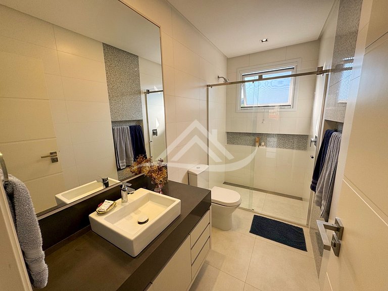 4 Suítes Condomínio Fechado Praia da Cachoeira