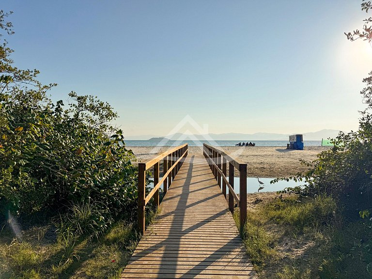 4 Suítes Condomínio Fechado Praia da Cachoeira