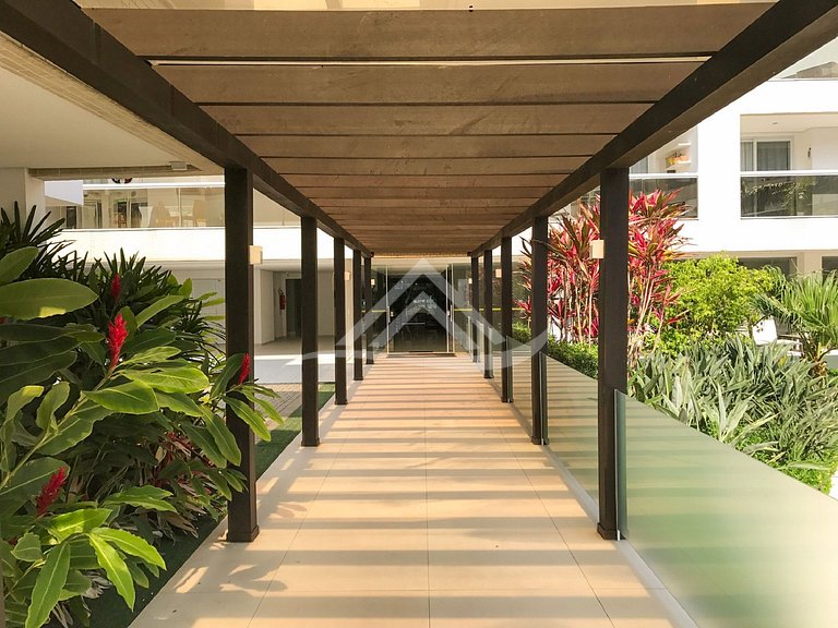 Linda Piscina 2 Dormitórios Jurere Florianópolis