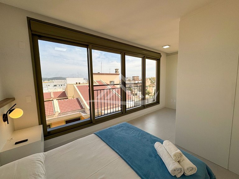 Novíssimo Piscina 2 Suítes Duplex Jurere In