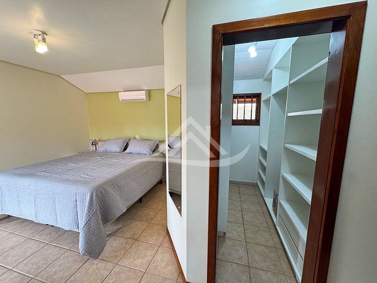 Mansão 1.000m² 200m da Praia Jurere Internacional