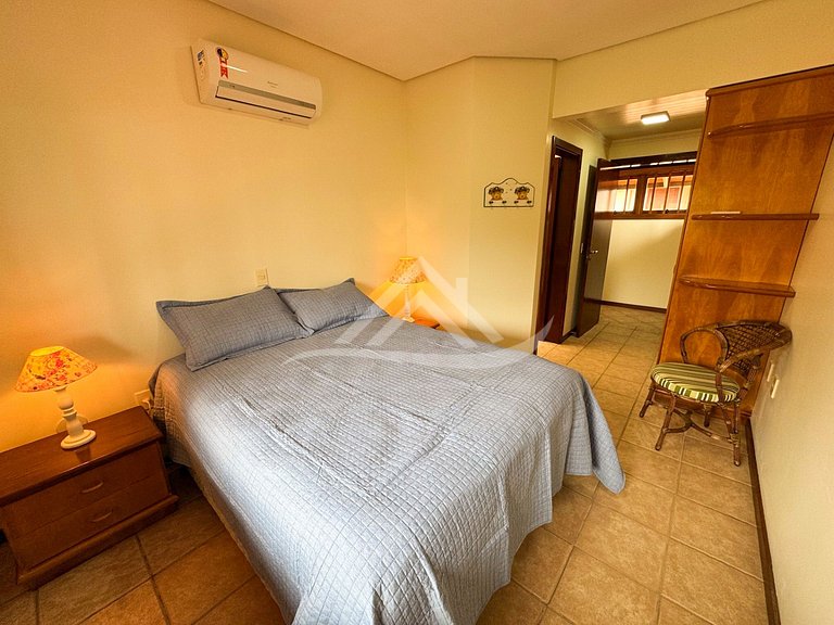 Mansão 1.000m² 200m da Praia Jurere Internacional