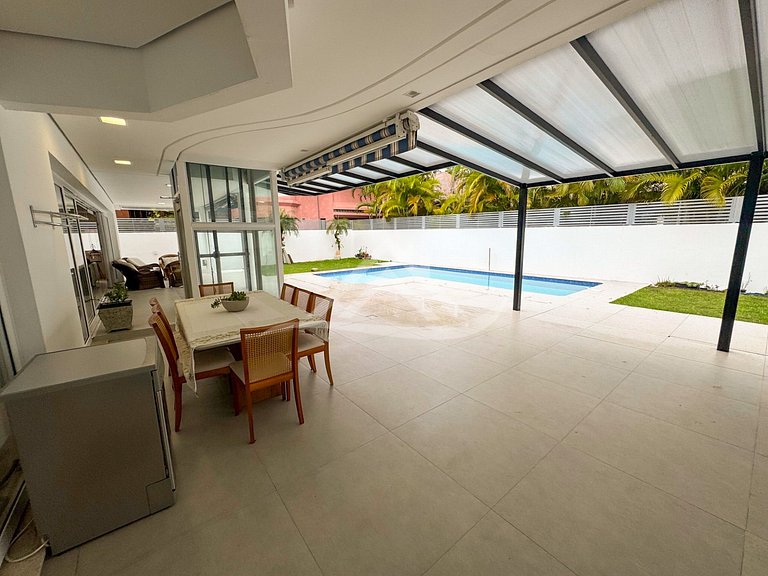 Mansão Piscina Elevador 180m Praia Jurere Internac