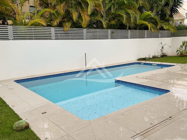 Mansão Piscina Elevador 180m Praia Jurere Internac