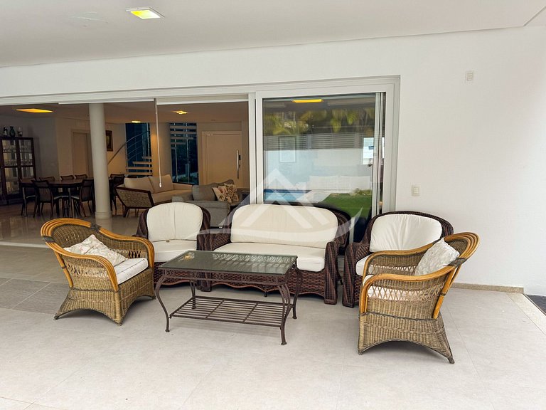 Mansão Piscina Elevador 180m Praia Jurere Internac