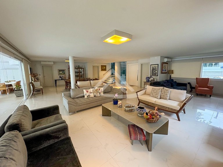 Mansão Piscina Elevador 180m Praia Jurere Internac