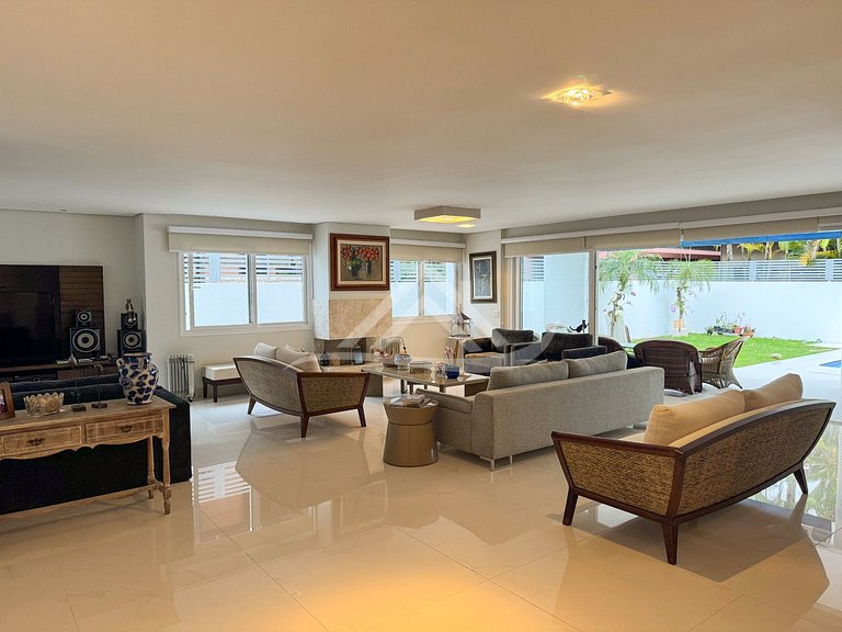 Mansão Piscina Elevador 180m Praia Jurere Internac