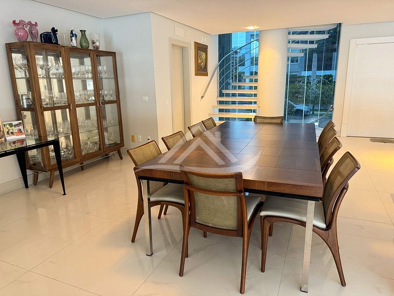 Mansão Piscina Elevador 180m Praia Jurere Internac