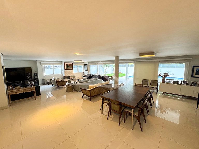 Mansão Piscina Elevador 180m Praia Jurere Internac