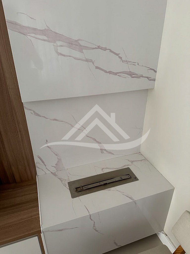 Condomínio Fechado Piscina 250m da Praia