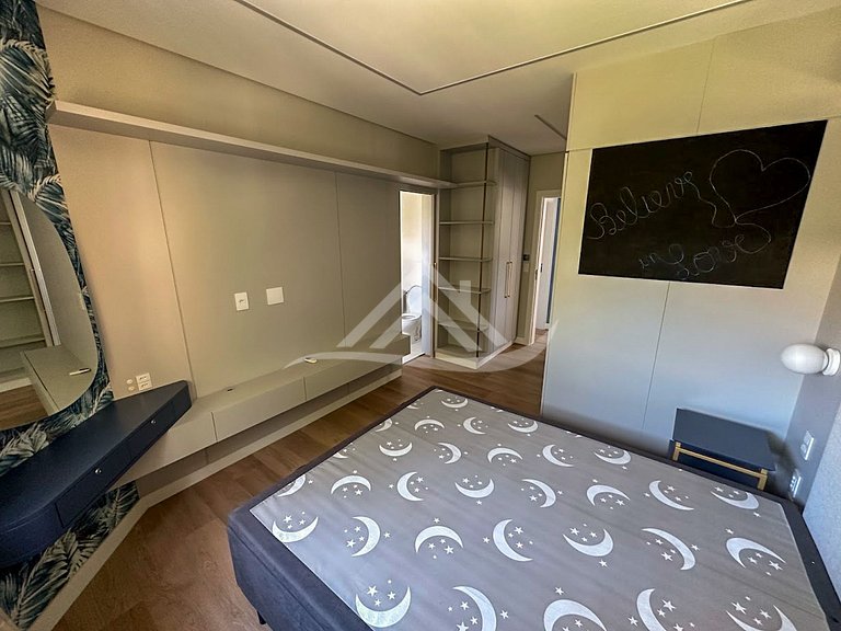 Condomínio Fechado Piscina 250m da Praia