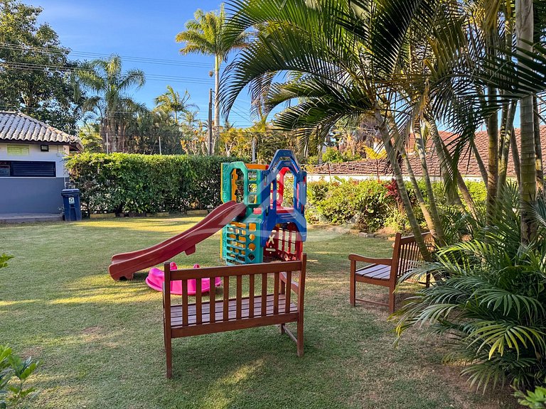 Condomínio Fechado Piscina 250m da Praia