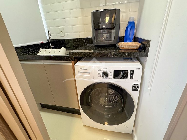 Lindo 2 Dorms. Jurere Excelente Localização