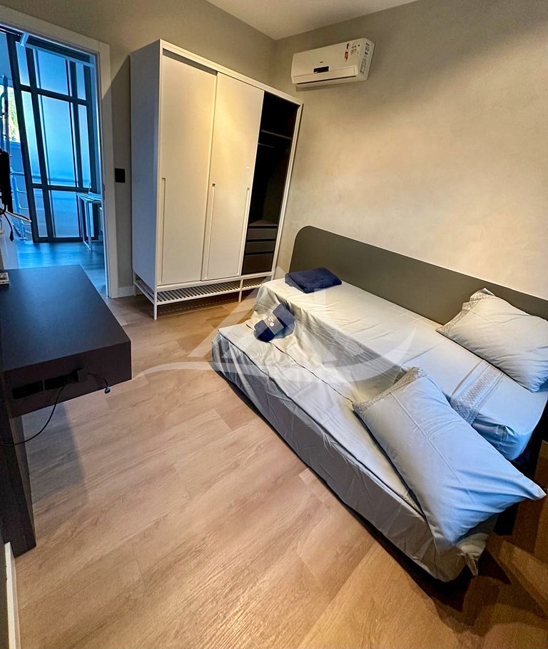 Condomínio Fechado Piscina 250m da Praia