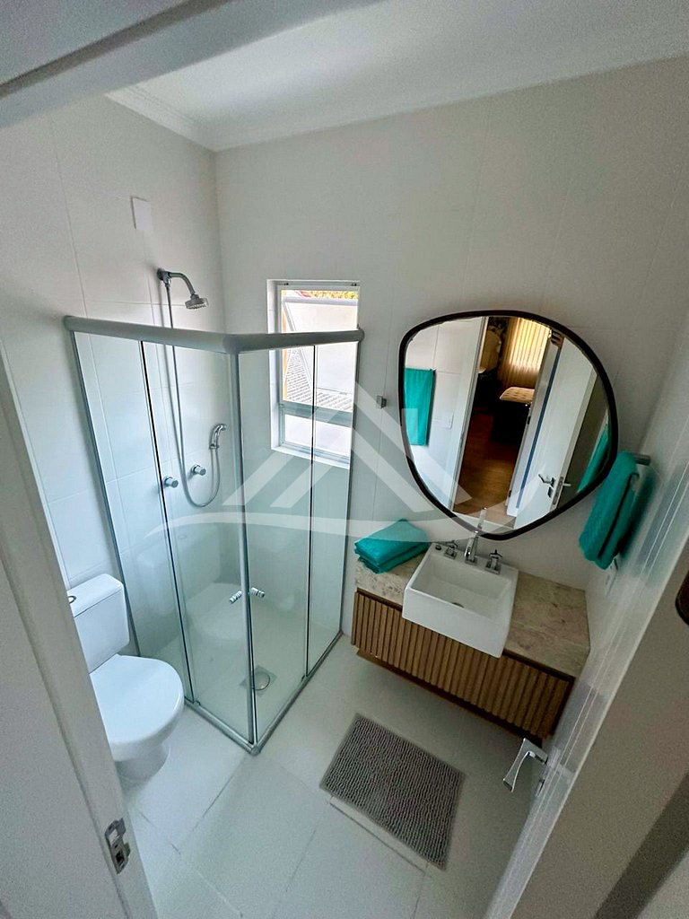 Condomínio Fechado Piscina 250m da Praia