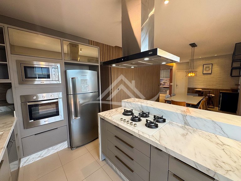 Linda Cobertura 3 Suítes Jacuzzi Privativa