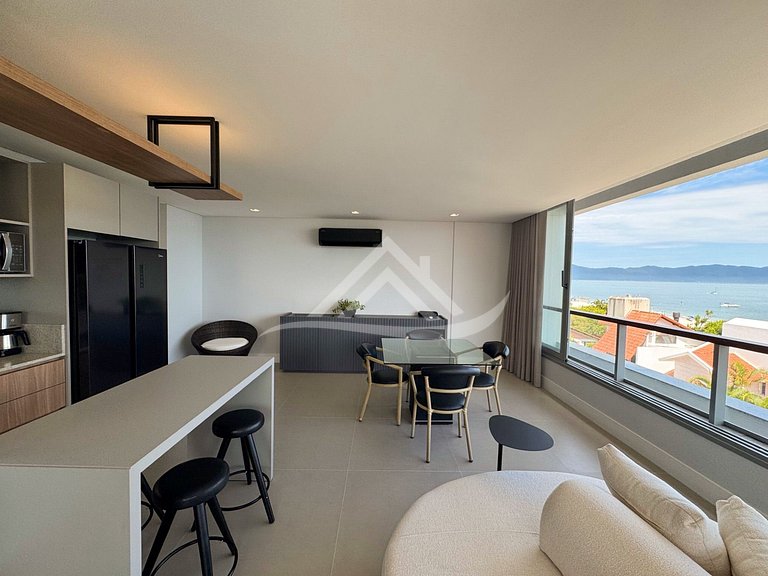 Sea View Apartment 50m from Jurerê Beach