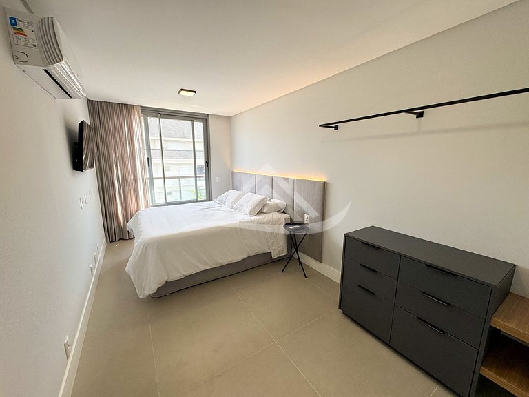 Sea View Apartment 50m from Jurerê Beach