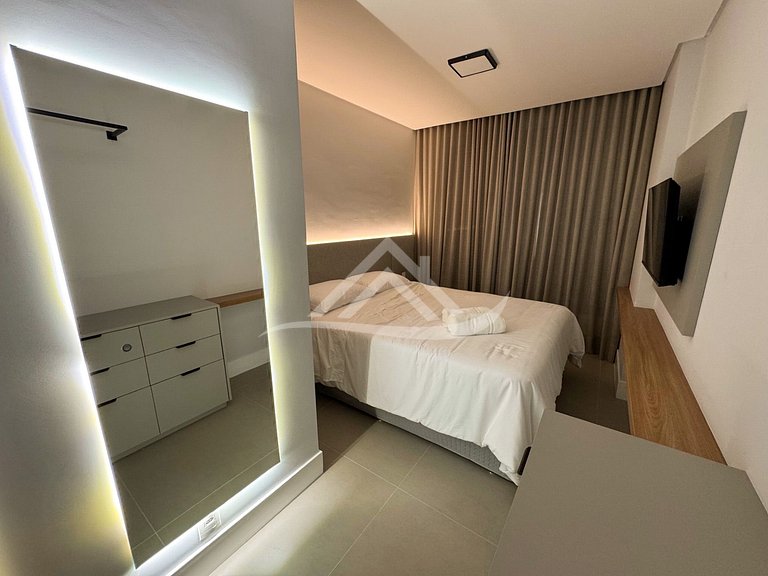 Apartamento Vista Mar 50m da Praia em Jurerê