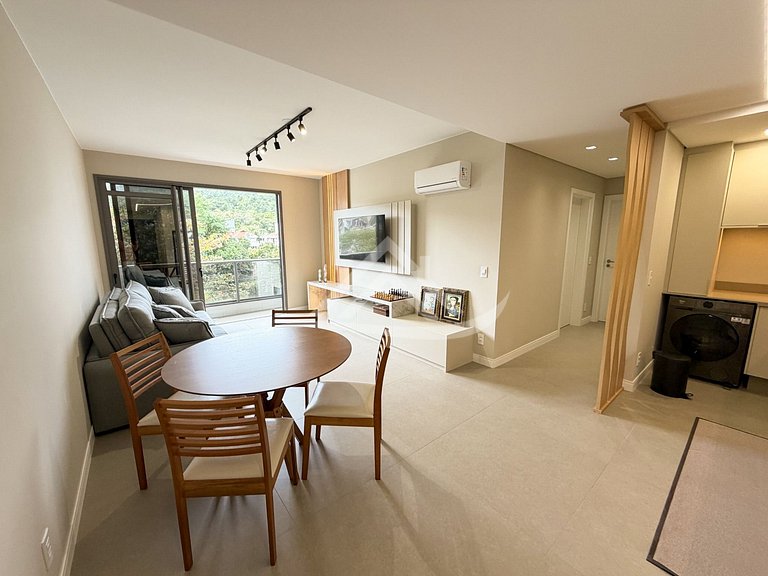 150m da Praia de Jurere - Piscina - Pet Friendly