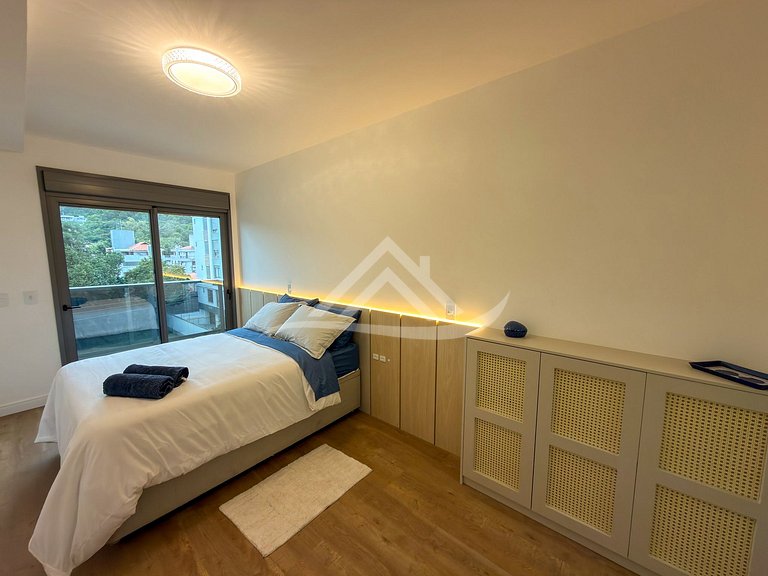 150m da Praia de Jurere - Piscina - Pet Friendly